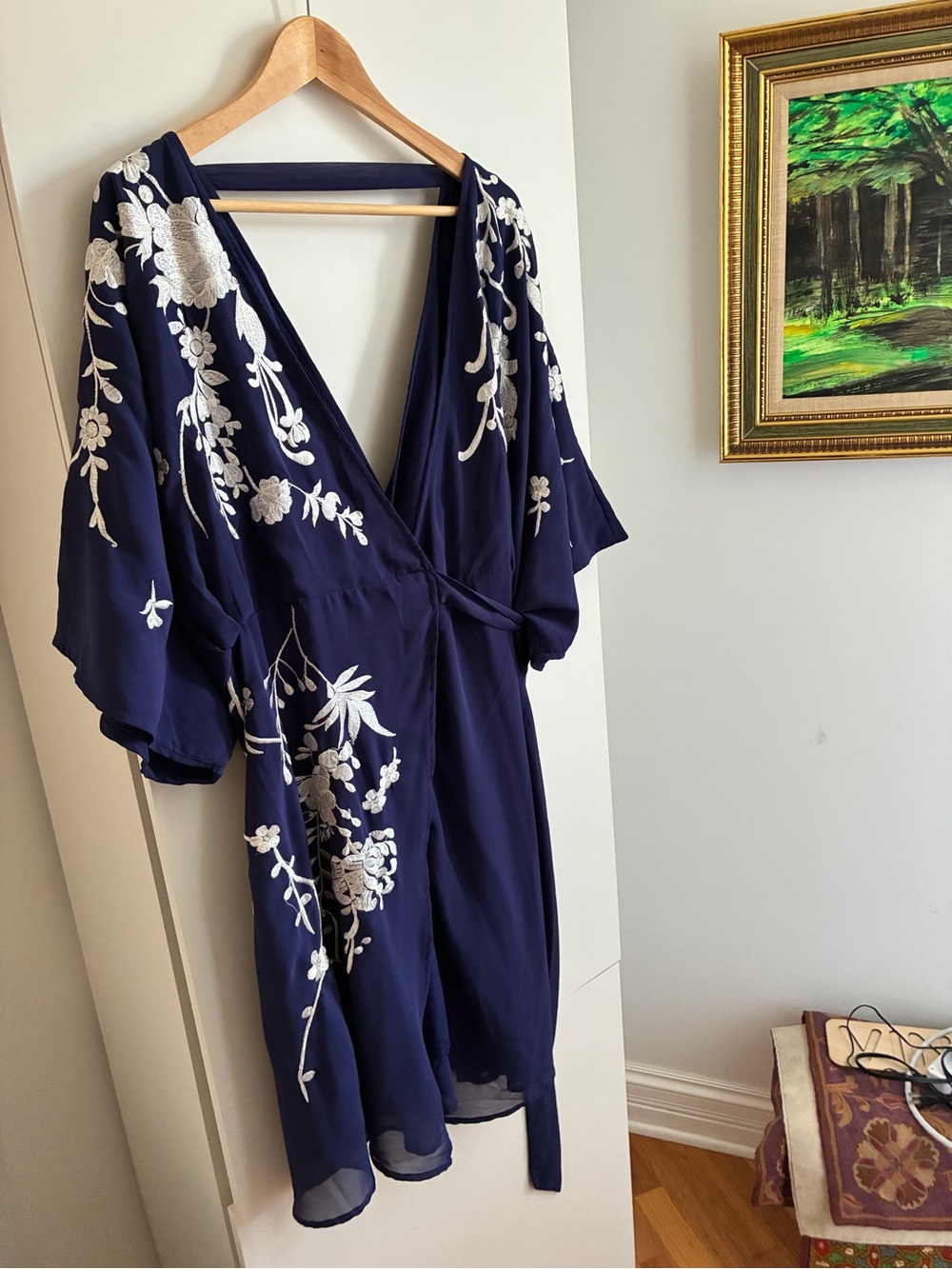 NWT ASOS Deep Navy Embroidered Wrap Kimono Dress with Tie Waist - Size 16 - Picture 6 of 12